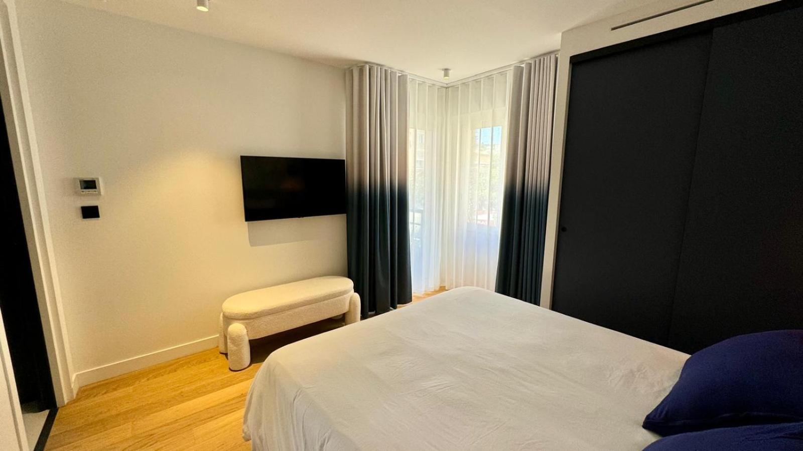 Appartement Luxueux Plein Centre De Cavalaire A 2Mn De La Plage Экстерьер фото