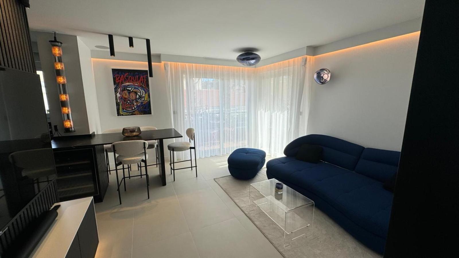 Appartement Luxueux Plein Centre De Cavalaire A 2Mn De La Plage Экстерьер фото
