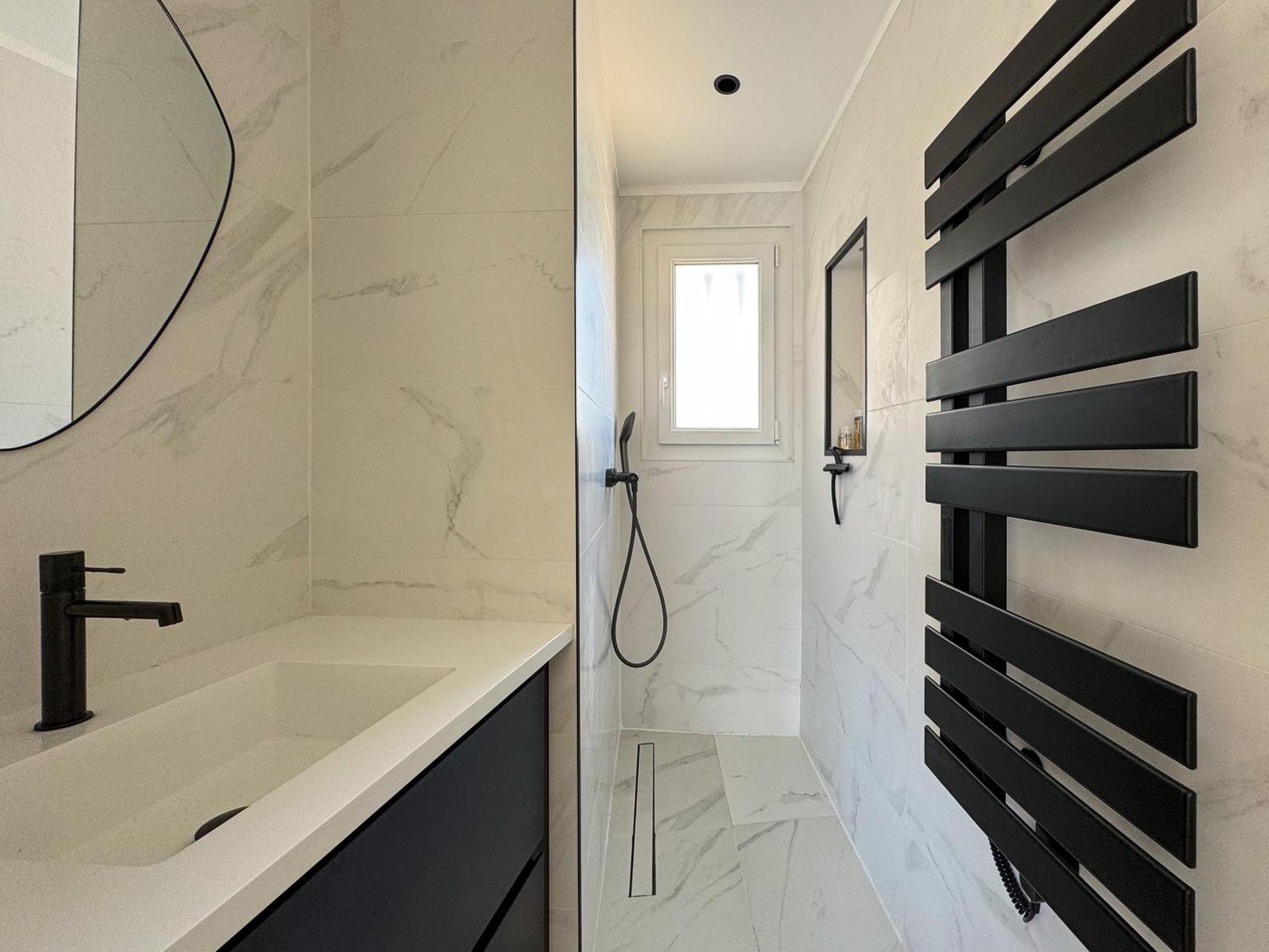 Appartement Luxueux Plein Centre De Cavalaire A 2Mn De La Plage Экстерьер фото